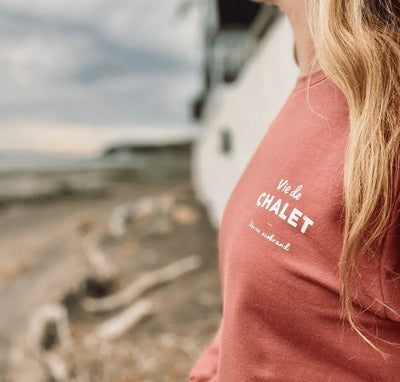Crewneck «Vie de chalet» - Rouge brique - Dérive ecobrand