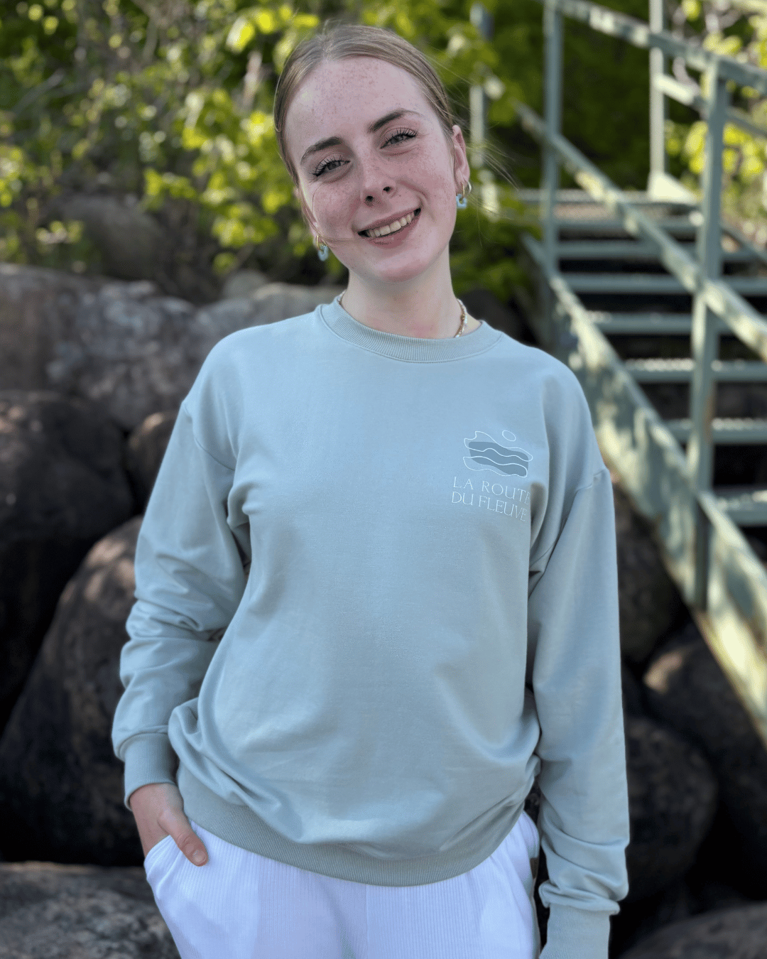 Crewneck «Route du Fleuve» Oversize - Sauge - Dérive ecobrand